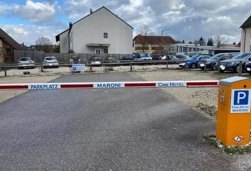 Cinehotel Maroni