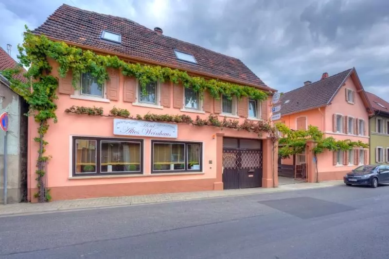 ホテル Altes Weinhaus
