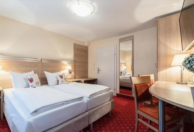 Hotel Altes Weinhaus