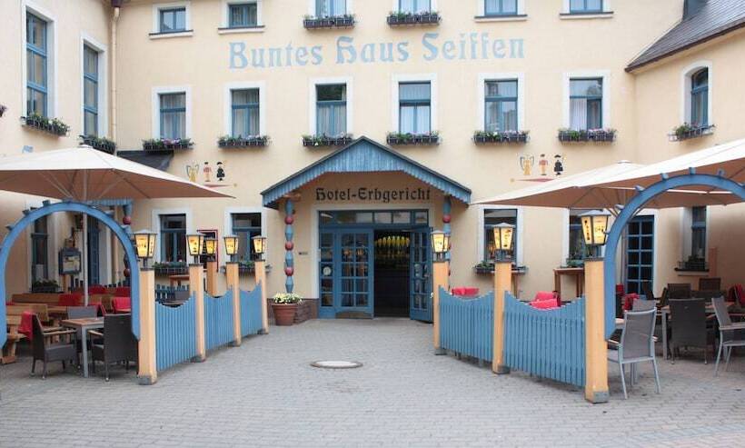 Отель Erbgericht Buntes Haus