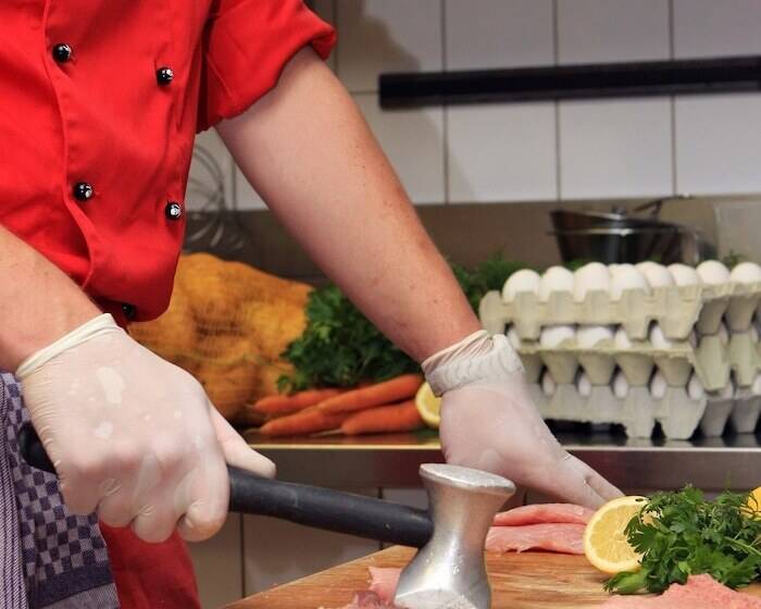 Отель Erbgericht Buntes Haus