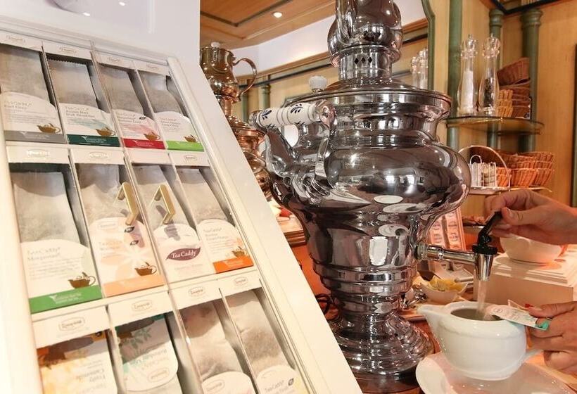 Отель Erbgericht Buntes Haus