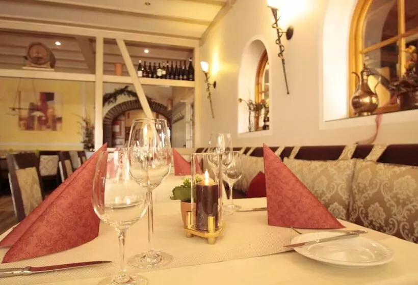 Отель Fetzers Land