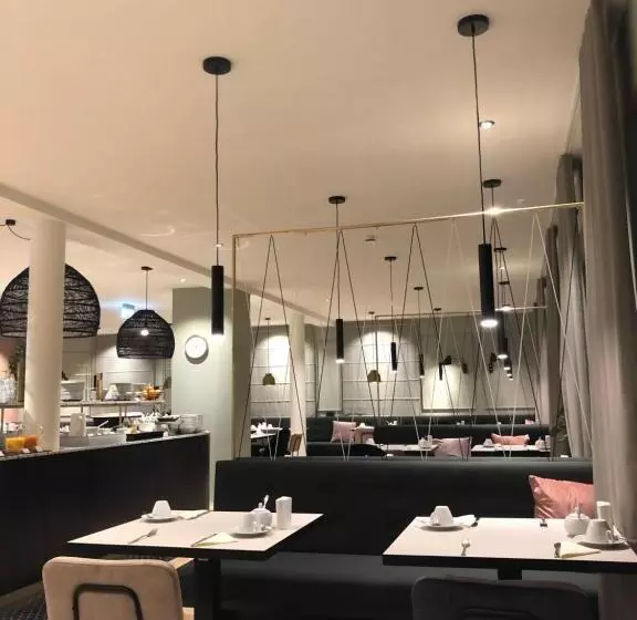 Отель Garni Maximilian