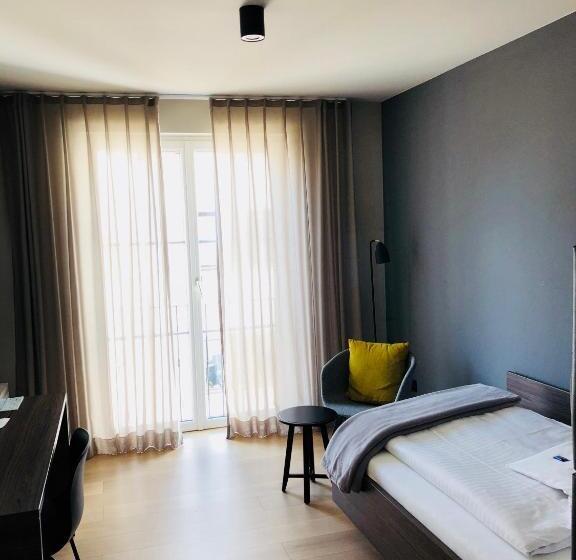 Otel Garni Maximilian