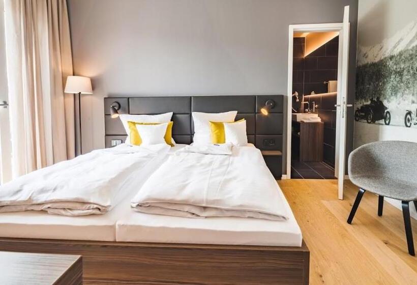 Otel Garni Maximilian