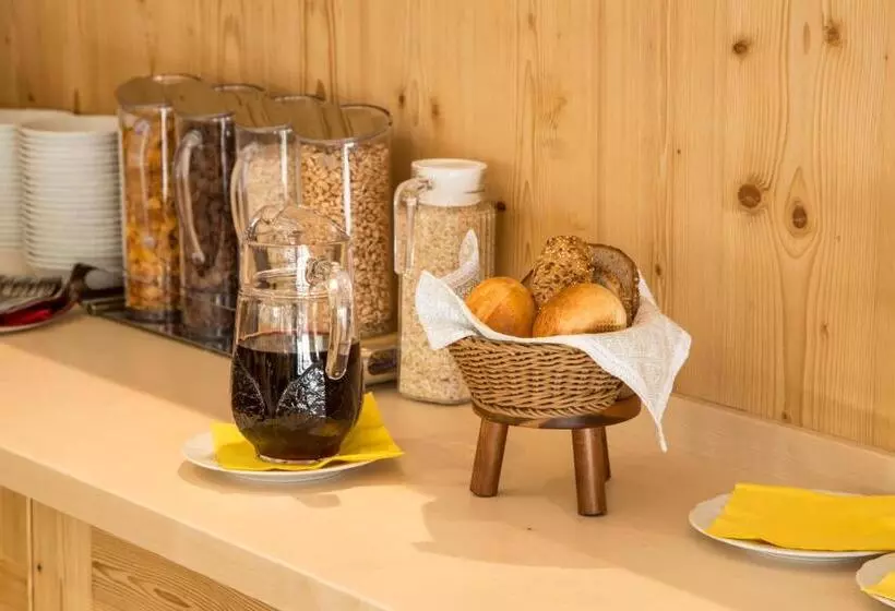 Отель Klosterhof Zur Post