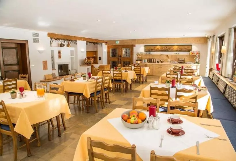 Отель Klosterhof Zur Post