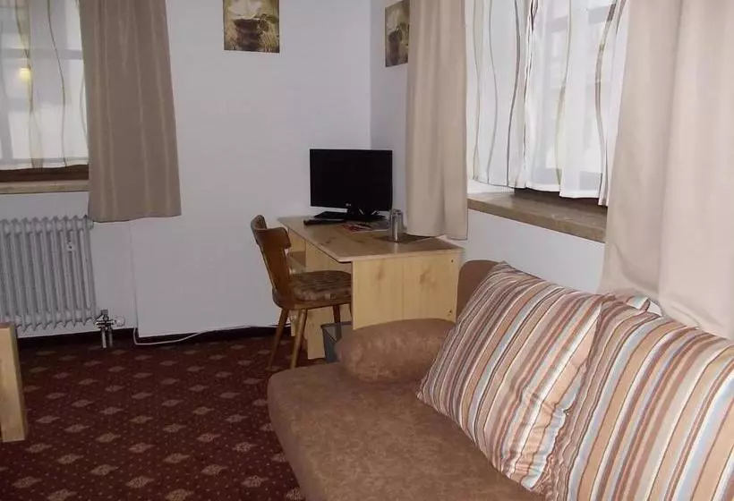 ホテル Das Lambacher