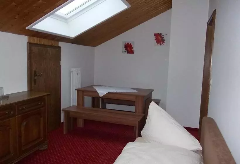 ホテル Das Lambacher