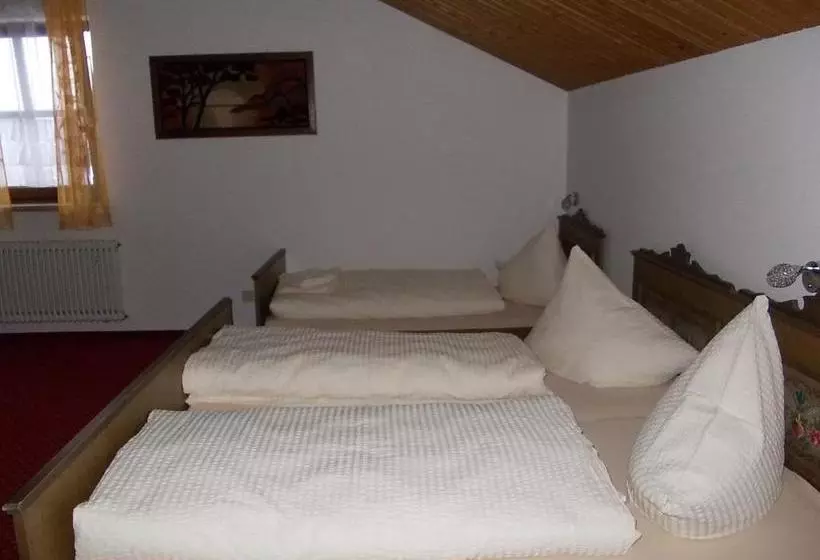 ホテル Das Lambacher