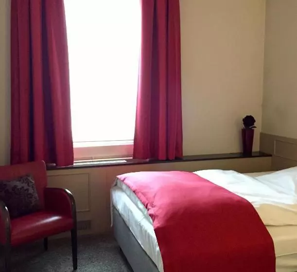 Отель Lippischer Hof