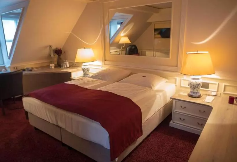 Отель Lippischer Hof