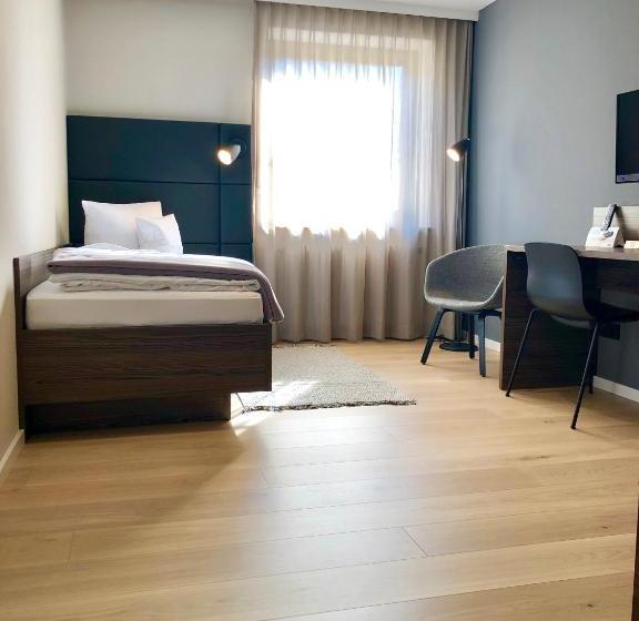 Otel Garni Maximilian