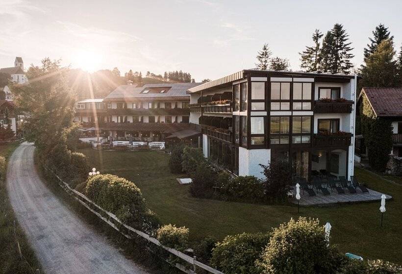 فندق Mittelburg Wellness