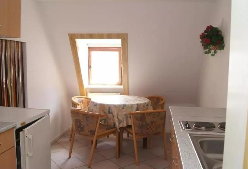 Hotel Pension & Ferienwohnungen Töpferstüb'l