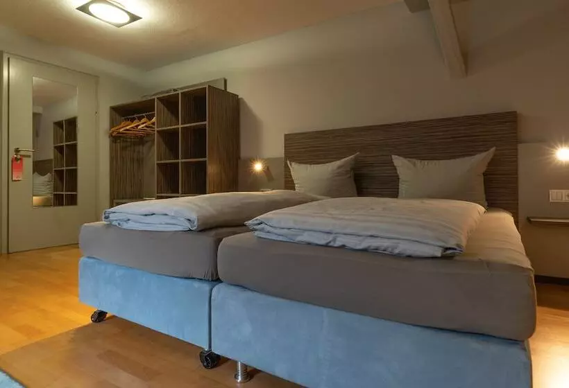 هتل & Restaurant Badischer Hof