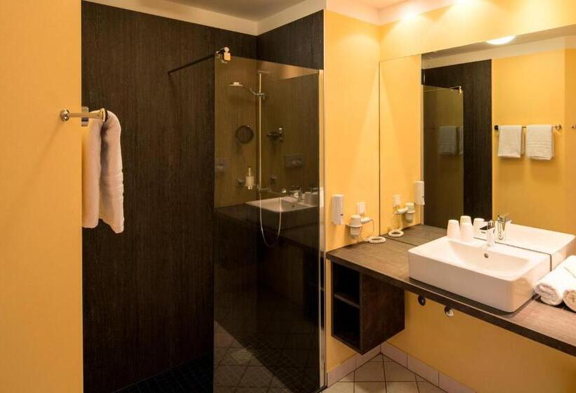 Отель Thermalis Das Boardinghouse Im Kurpark Bad Hersfeld