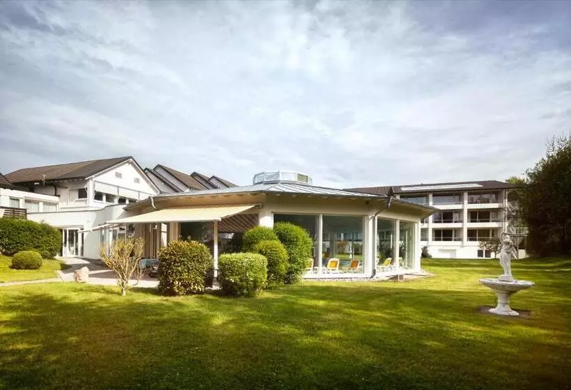 ホテル Traube Revital