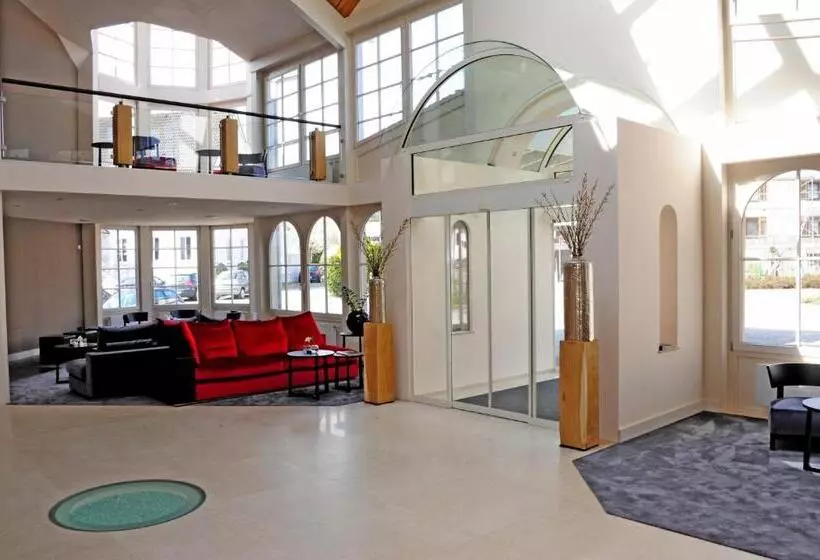 ホテル Traube Revital