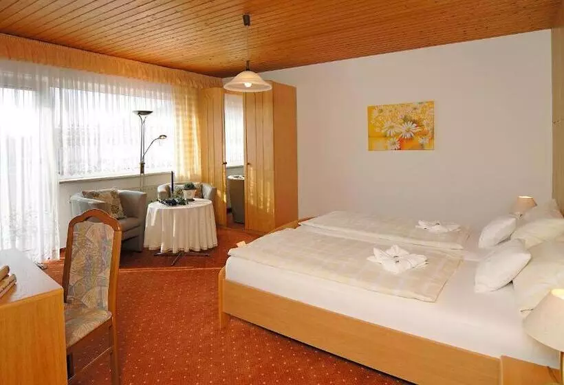 Szálloda Ursula Garni