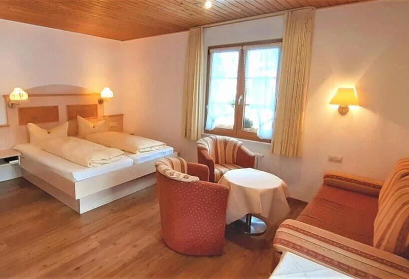 بنسيون Gasthaus Hirschen