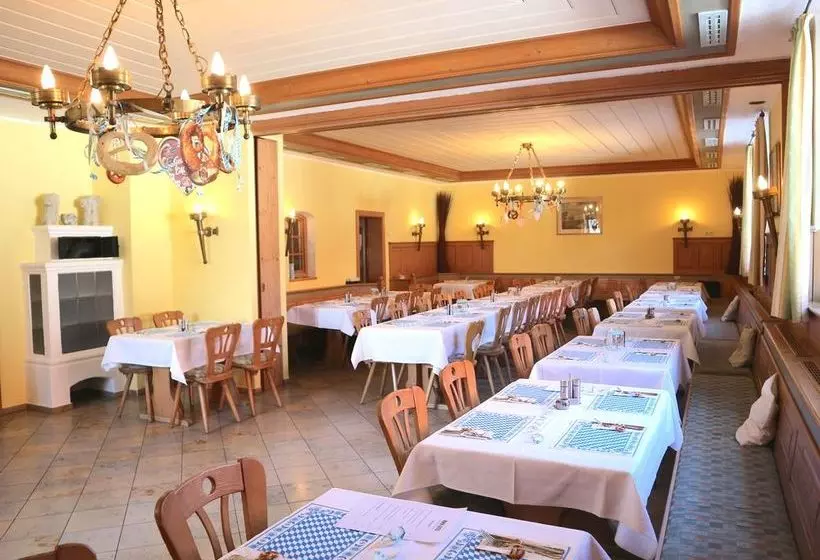 膳宿费 Gasthof Römer-castell