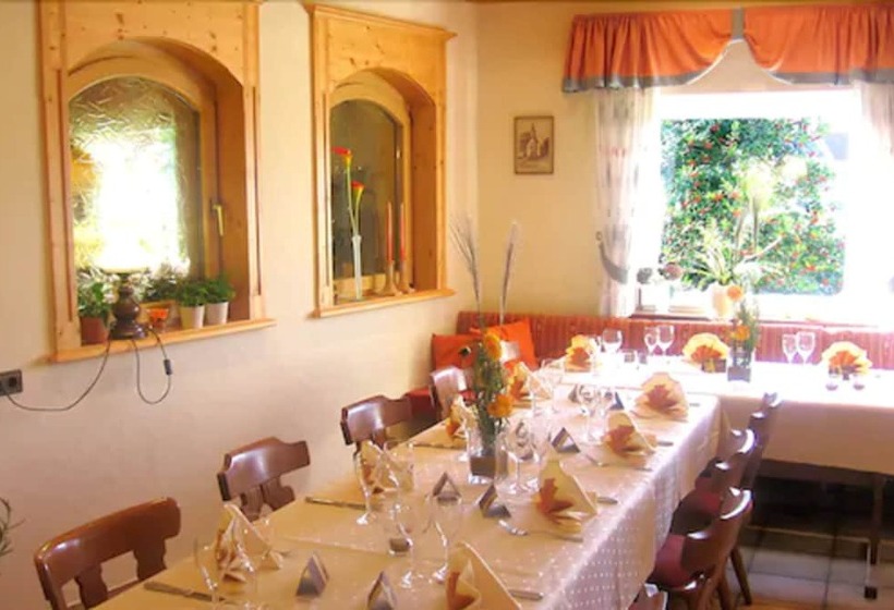 بنسيون Gasthof Rose