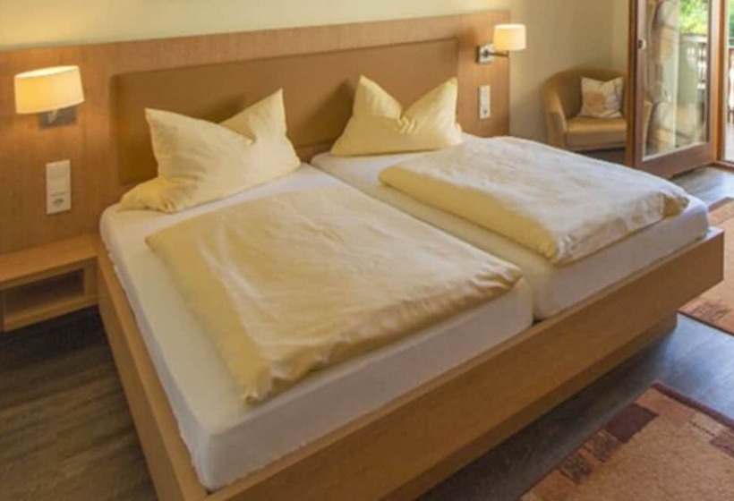 بنسيون Gasthof Rose