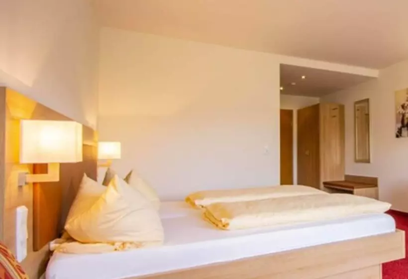 بنسيون Gasthof Rose