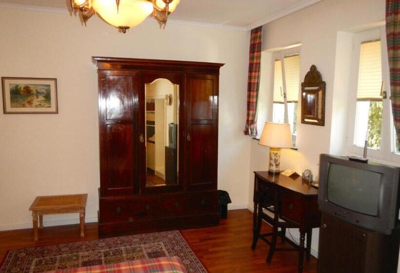 ペンション Villa Meererbusch