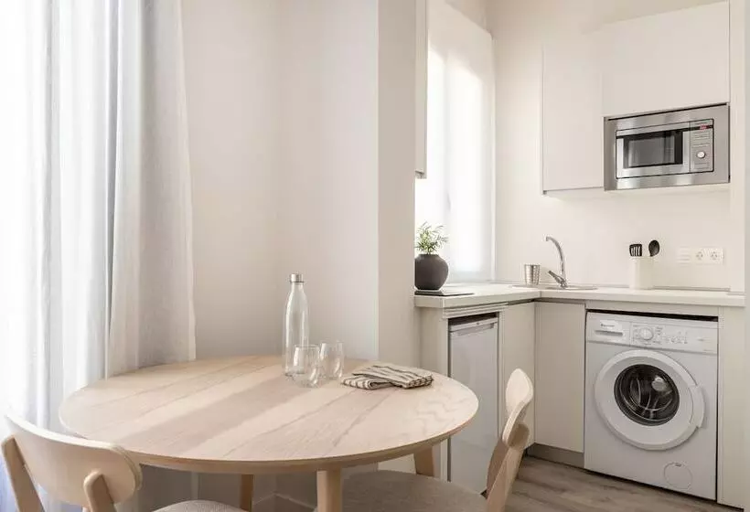 Apartamentos Líbere Granada Catedral