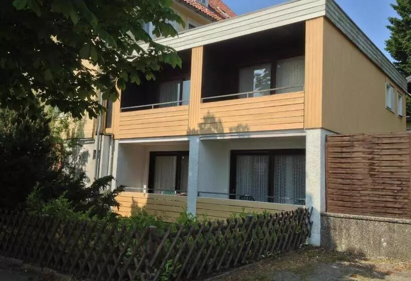 مبيت وإفطار Pension Winkel