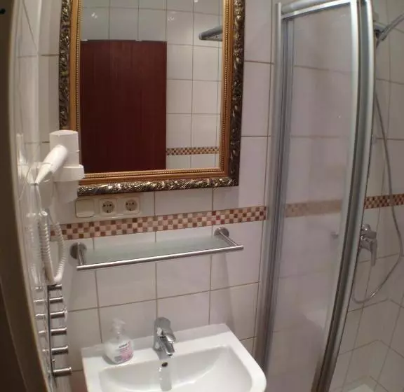 مبيت وإفطار Pension Winkel