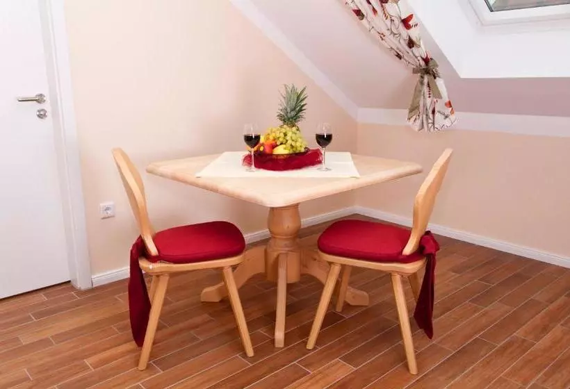 민박 Pension Weindl