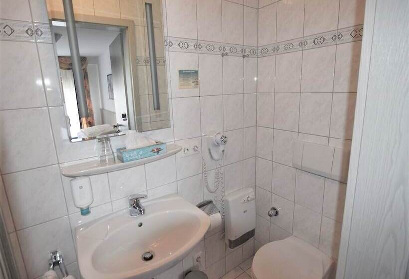 Отель Alena   Kontaktlos Check In