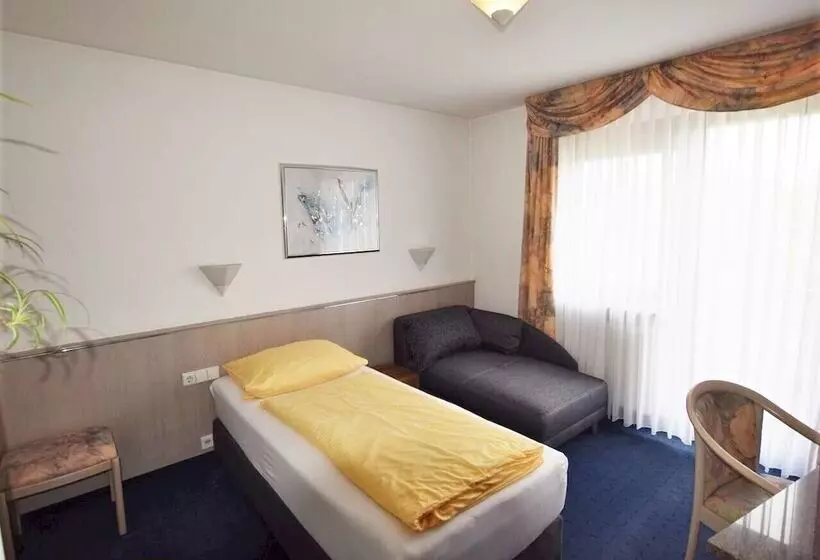 هتل Alena Kontaktlos Check In