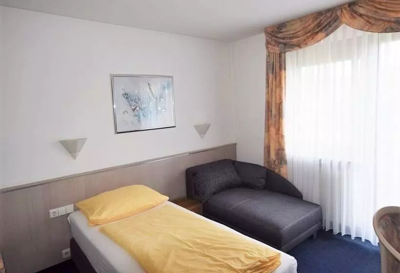 هتل Alena Kontaktlos Check In