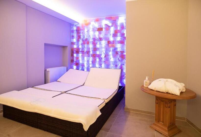 ホテル Berlin Tegernsee