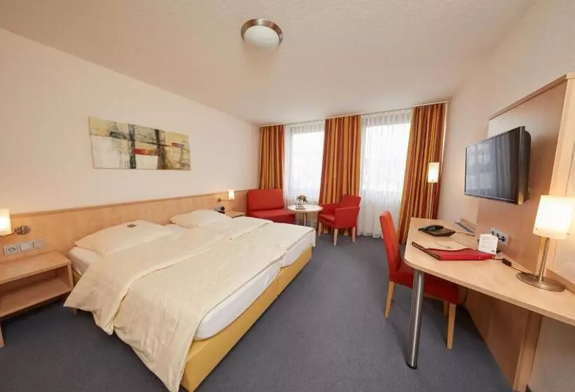 هتل Filderland Stuttgart Messe Airport Self Check In