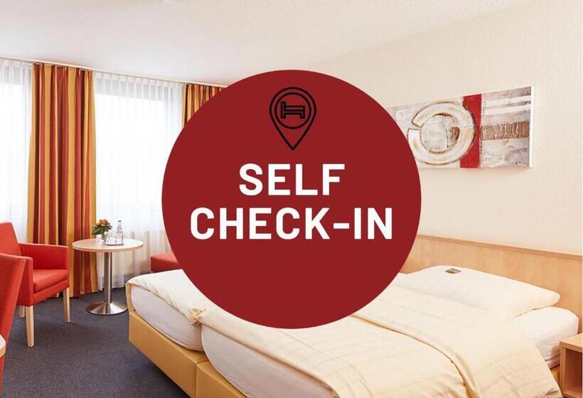 هتل Filderland Stuttgart Messe Airport Self Check In