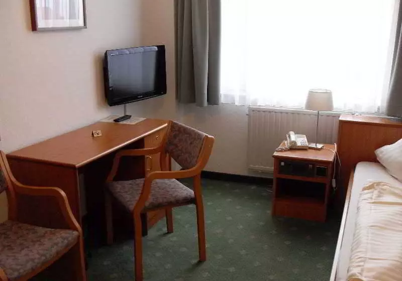 膳宿费 Gästehaus Edelweiss