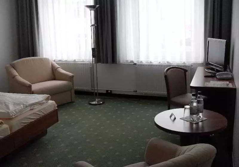 膳宿费 Gästehaus Edelweiss