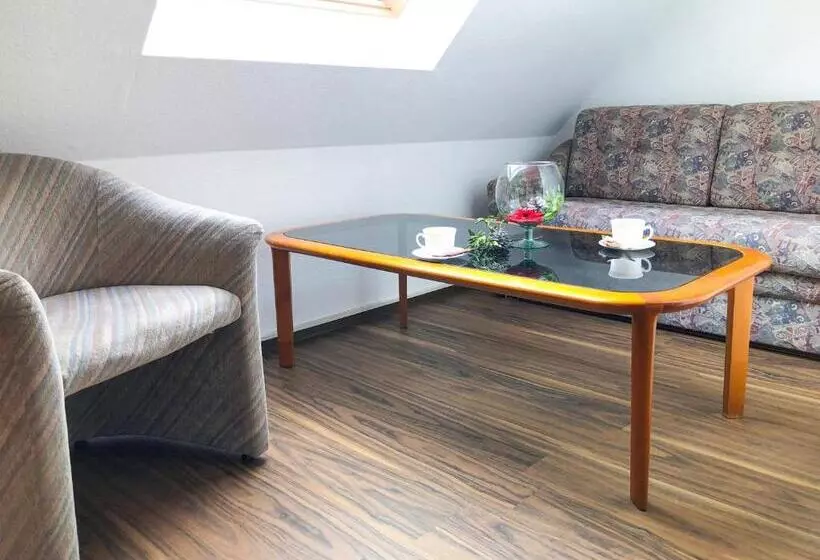 בית מלון כפרי Kaiser