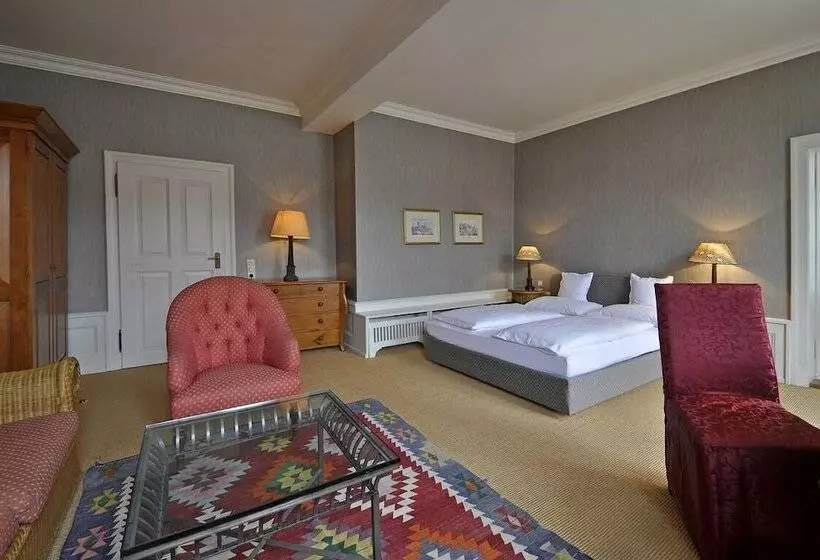 ホテル Herrenhaus Von Low