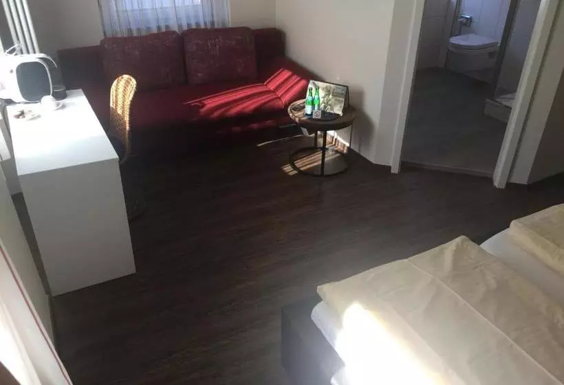 Hosser S Hotel Restaurant