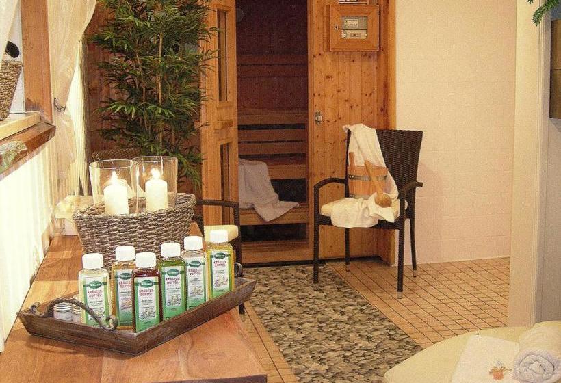 בית מלון כפרי Hubertus Garni