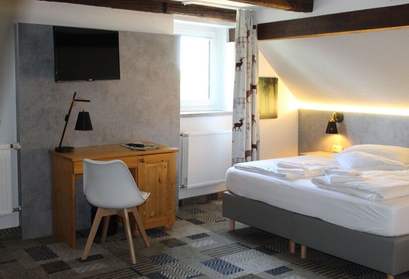 Отель Miriquidi