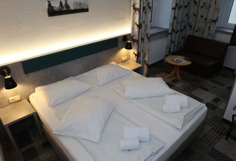 Отель Miriquidi