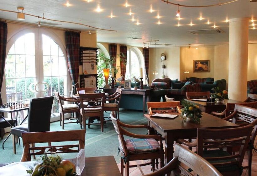 Moselromantik Hotel Am Panoramabogen